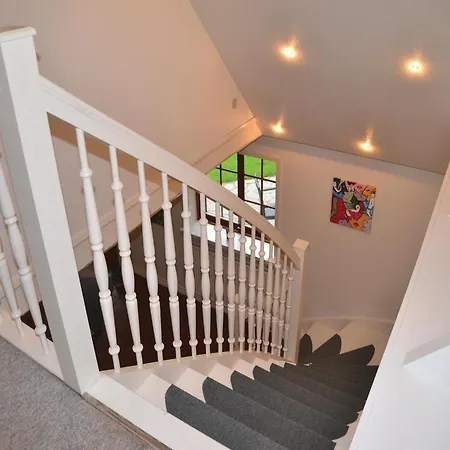 Five-bedroom Holiday In Vakantiehuis *