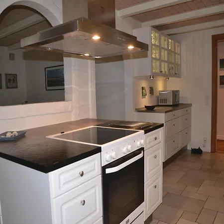 Vakantiehuis Five-bedroom Holiday In Nørre Nebel