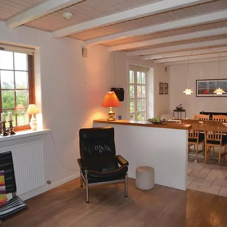 Vakantiehuis Five-bedroom Holiday In Nørre Nebel
