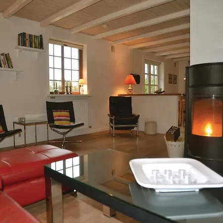 Five-bedroom Holiday In Vakantiehuis Nørre Nebel